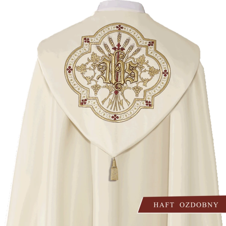 Kapa liturgiczna z haftem wypukłym.