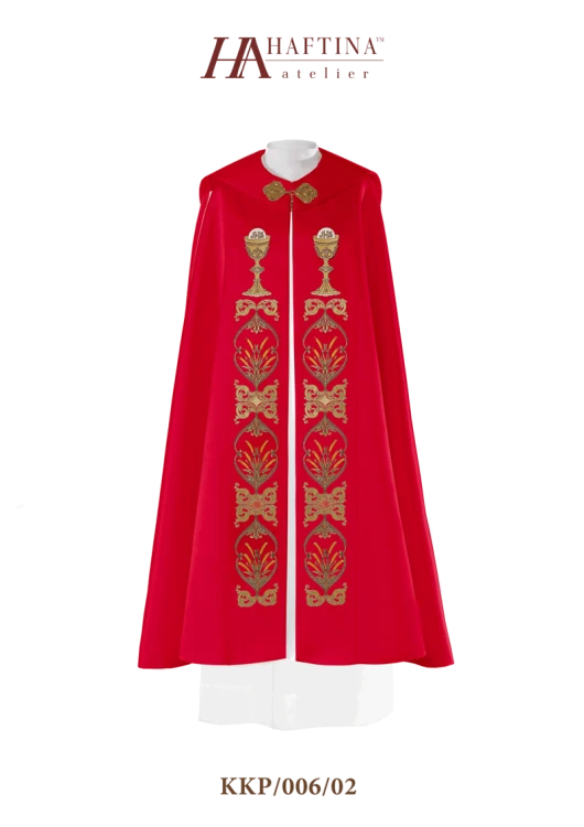 Kapa haftowana symbolem kielicha i IHS.