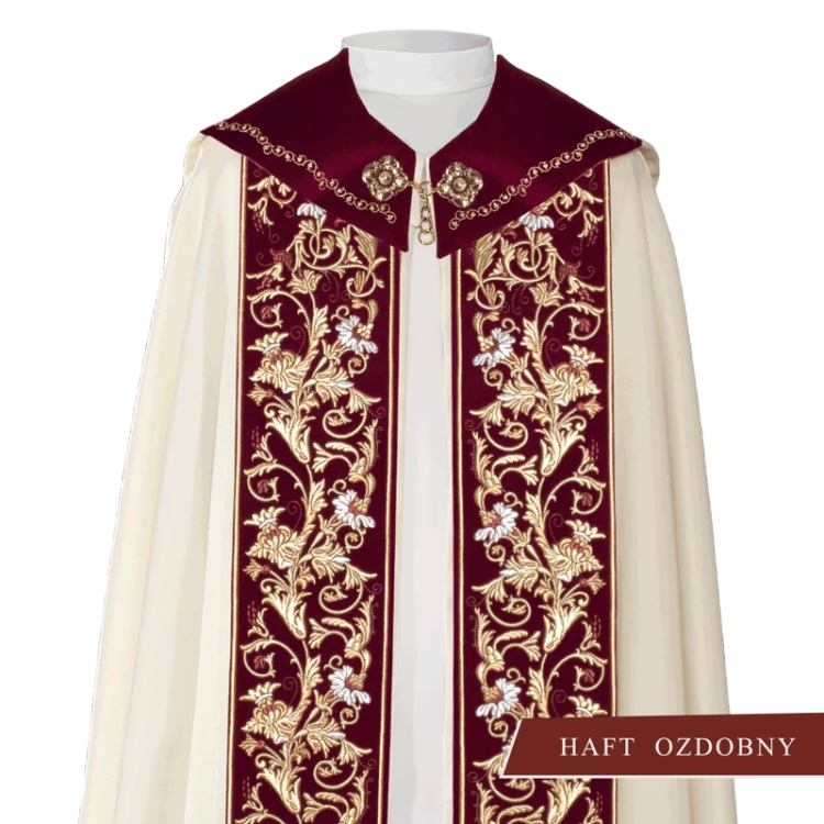 Kapa z haftem na aksamicie.