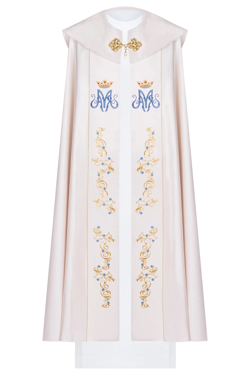Kapa liturgiczna z haftem maryjnym.