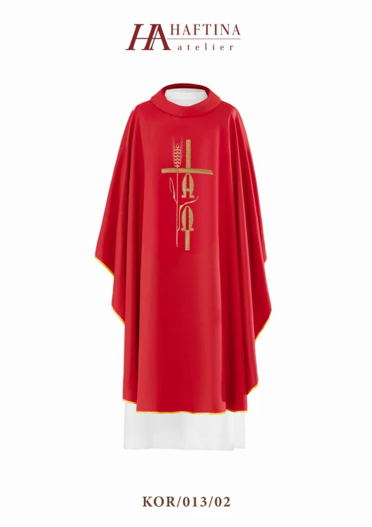 Ornat haftowany symbolami liturgicznymi