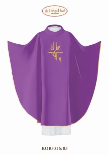 Ornat haftowany z symbolem Krzyża i kłosów.