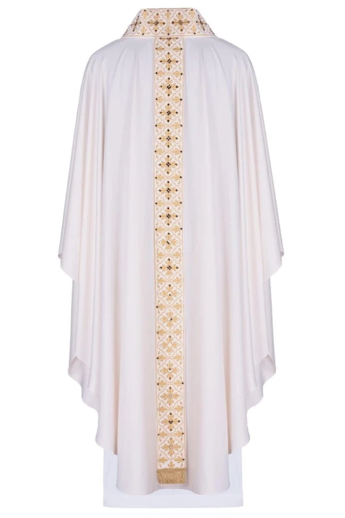 Ornat haftowany z symbolem Krzyża i kamieniami fasetowanymi