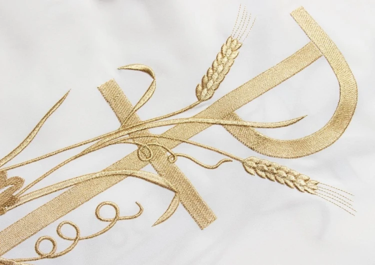 Ornat haftowany - symbole eucharystyczne