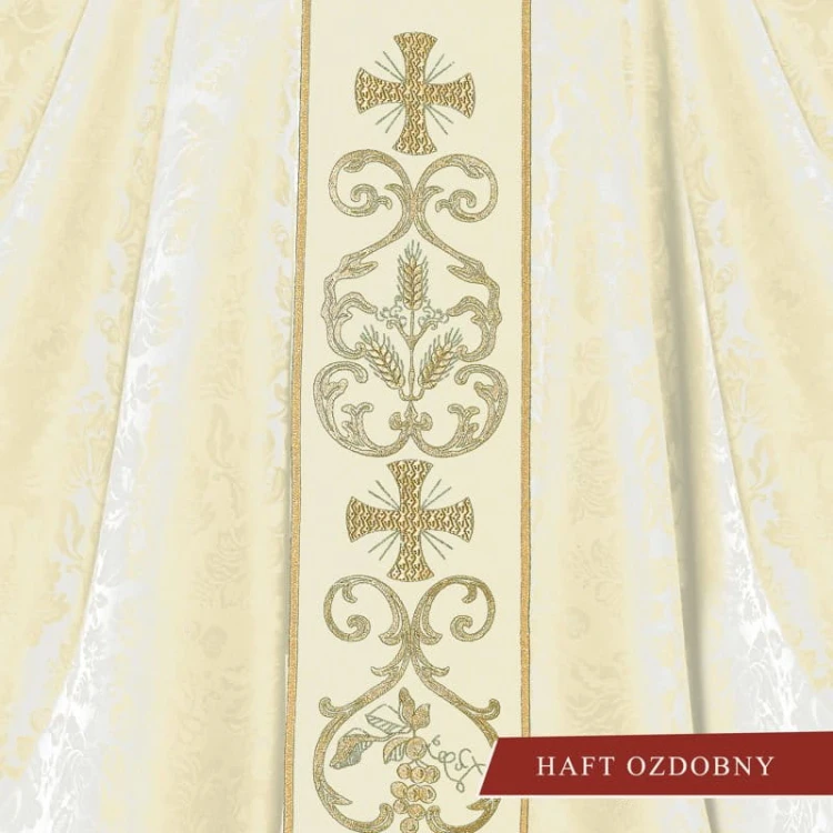 Żakardowy ornat haftowany