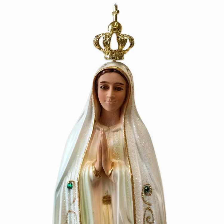 Figura Matka Boża Fatimska z gołąbkami