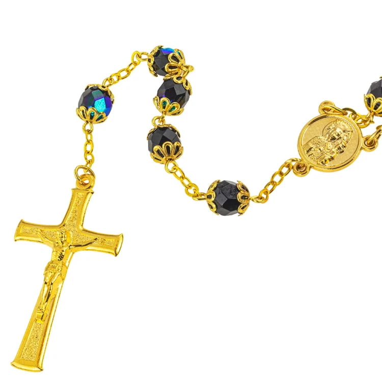 Różaniec kryształowy na złotym łańcuszku