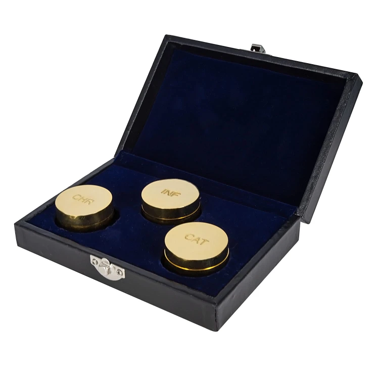 Pojemniki na oleje święte - INF - CHR - CAT - zestaw - mosiądz - pozłacany-2.jpg