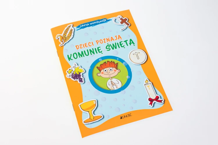 dzieci_poznaja_Komunie_Swieta