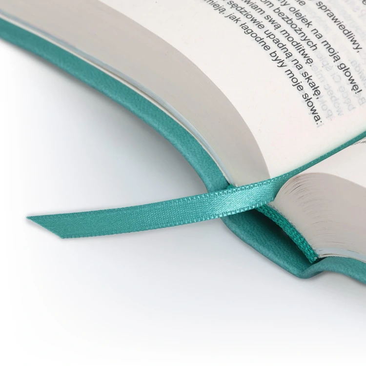 Biblia dla kobiet – fragment wnętrza i zakładka