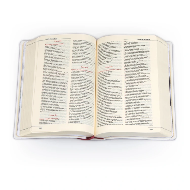 Otwarta Biblia z rybką – tekst i przypisy
