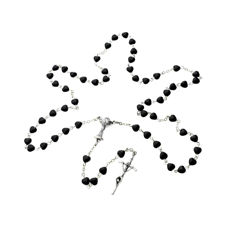 Różaniec czarne serca. Do Pierwszej Komunii Świętej