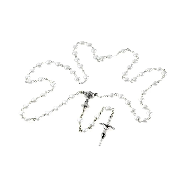 Różaniec perłowe serca. Do Pierwszej Komunii Świętej