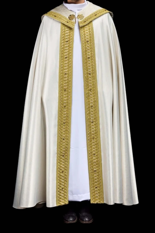 Kapa liturgiczna ecru z krzyżem i 146 kamieniami naturalnymi