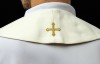 Krzyż na części karkowej stuły ecru