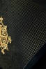 Czarna kapa liturgiczna z aksamitnym pasem i krzyżem – detal 5