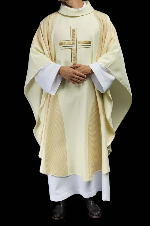 Ornat ecru 135 cm – cała szata
