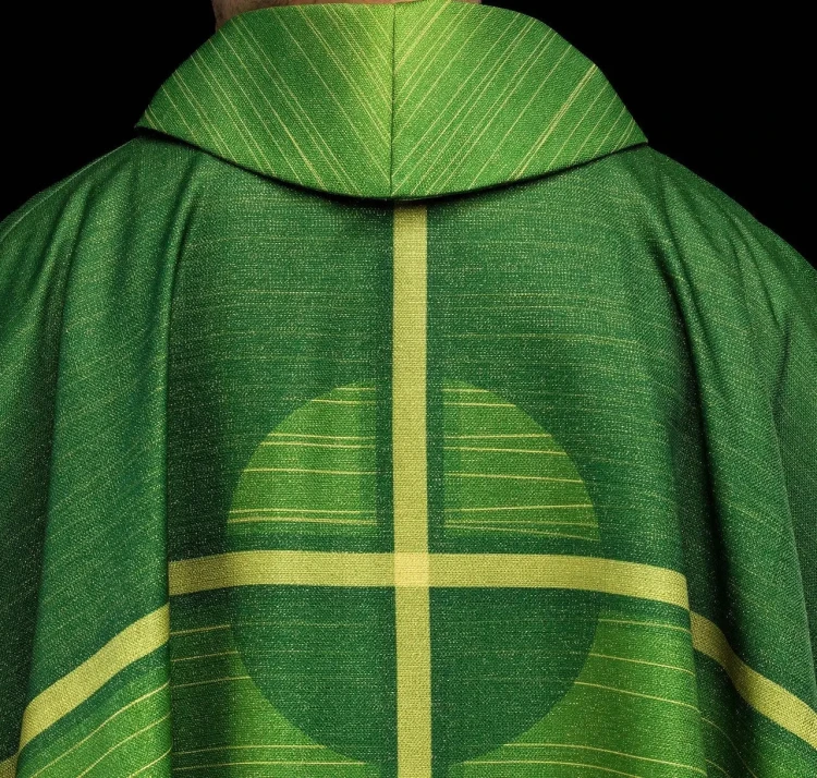 Ornat zielony z nadrukiem krzyża – zdjęcie 7
