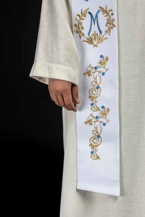 Stuła kapłańska biała z haftem maryjnym – detal 3