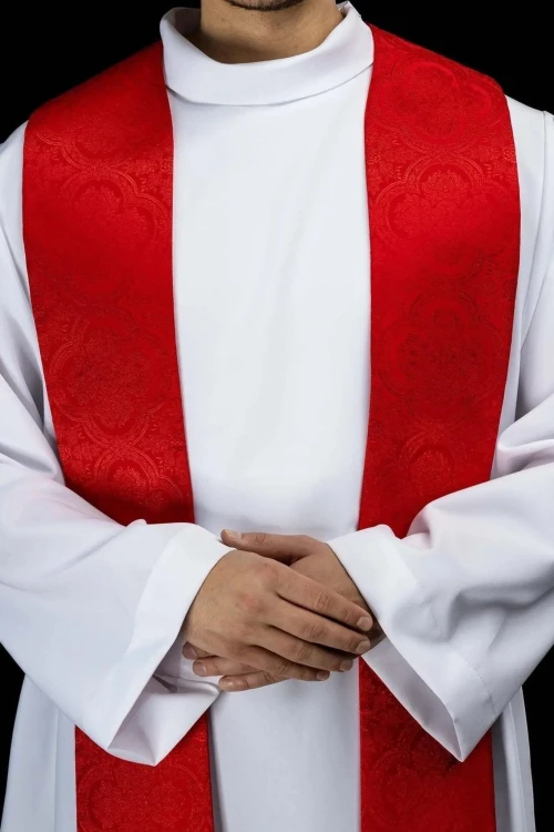 Stuła kapłańska czerwona z haftem krzyża – detal 3