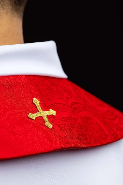 Stuła kapłańska czerwona z haftem krzyża – detal 6