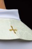 Stuła kapłańska ecru z haftem krzyża – detal 6