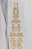 Stuła liturgiczna biała z haftem maryjnym – detal 3