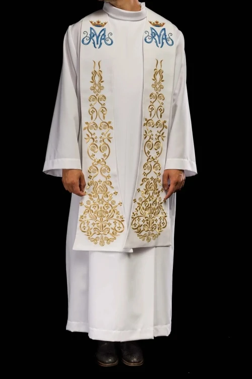 Stuła liturgiczna biała z haftem maryjnym – detal 6
