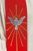 Stuła liturgiczna czerwona z dekoracyjnym haftem – detal 3