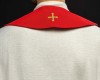 Stuła liturgiczna czerwona z haftem krzyża – detal 3