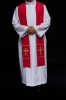 Stuła liturgiczna czerwona z haftem krzyża – detal 4