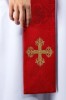 Stuła liturgiczna czerwona z haftem krzyża – detal 2