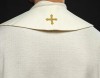Stuła liturgiczna ecru z dekoracyjnym haftem – detal 5