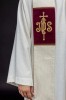 Stuła liturgiczna ecru z haftem Baranka Paschalnego – detal 3