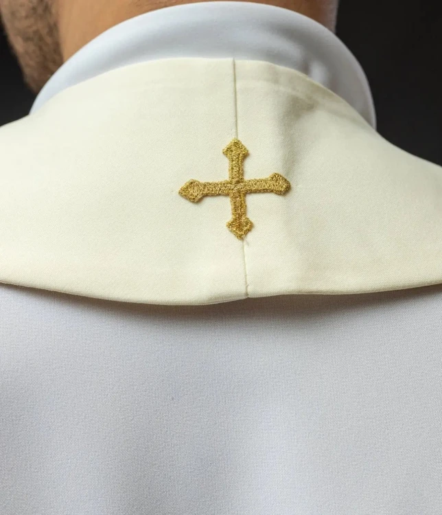 Stuła liturgiczna ecru z haftem eucharystycznym – detal 4