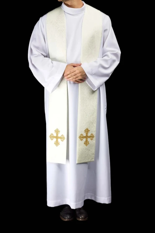 Stuła liturgiczna ecru z haftem krzyża – detal 7