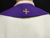 Stuła liturgiczna fioletowa z haftem IHS – detal 3