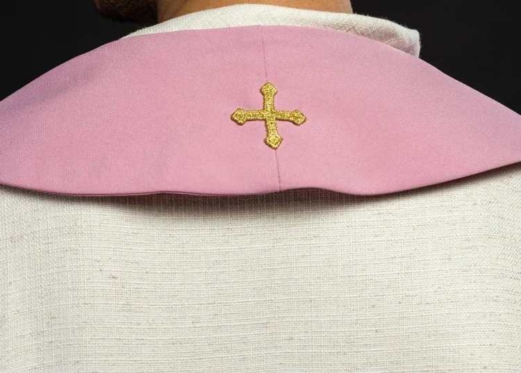Stuła liturgiczna różowa z haftem IHS