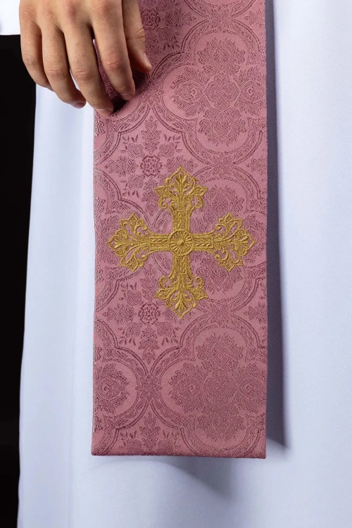 Stuła liturgiczna różowa z haftem krzyża