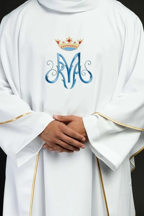 Biały ornat maryjny ze stójką