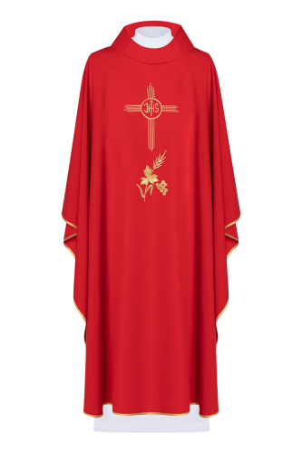 Czerwony ornat liturgiczny haftowany motywem IHS
