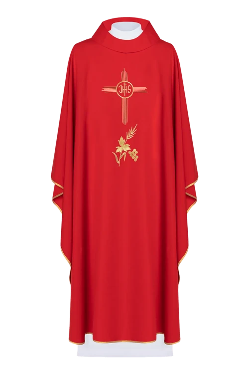 Czerwony ornat liturgiczny haftowany motywem IHS