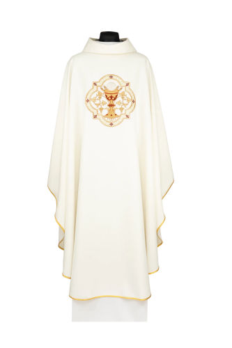 Ornat ecru z haftem IHS i kielichem eucharystycznym