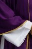 Ornat fioletowy z haftem krzyża i kłosów – wariant II – detal symbolu