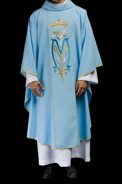 Ornat maryjny niebieski haftowany koroną – pełny widok
