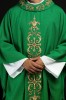 Zielony ornat liturgiczny bogato haftowany kamieniami