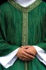 Zielony ornat liturgiczny z haftowanym pasem i kołnierzem