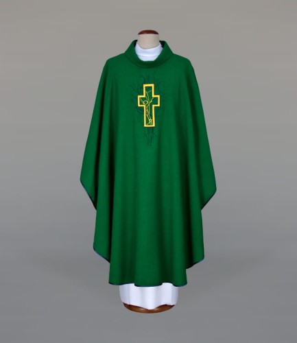 Ornat zielony zdobiony haftem – wariant X