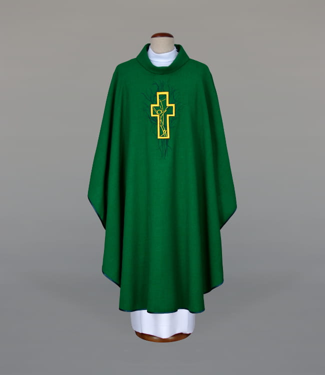 Ornat zielony zdobiony haftem – wariant X