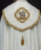 Kapa liturgiczna ecru z haftem Baranka Bożego - S-3072-05-88 – widok główny